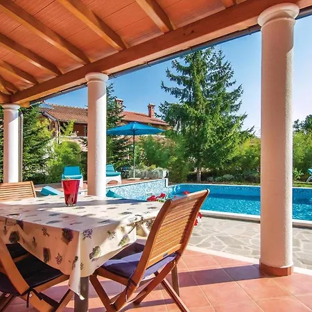 Haus Valmonida *